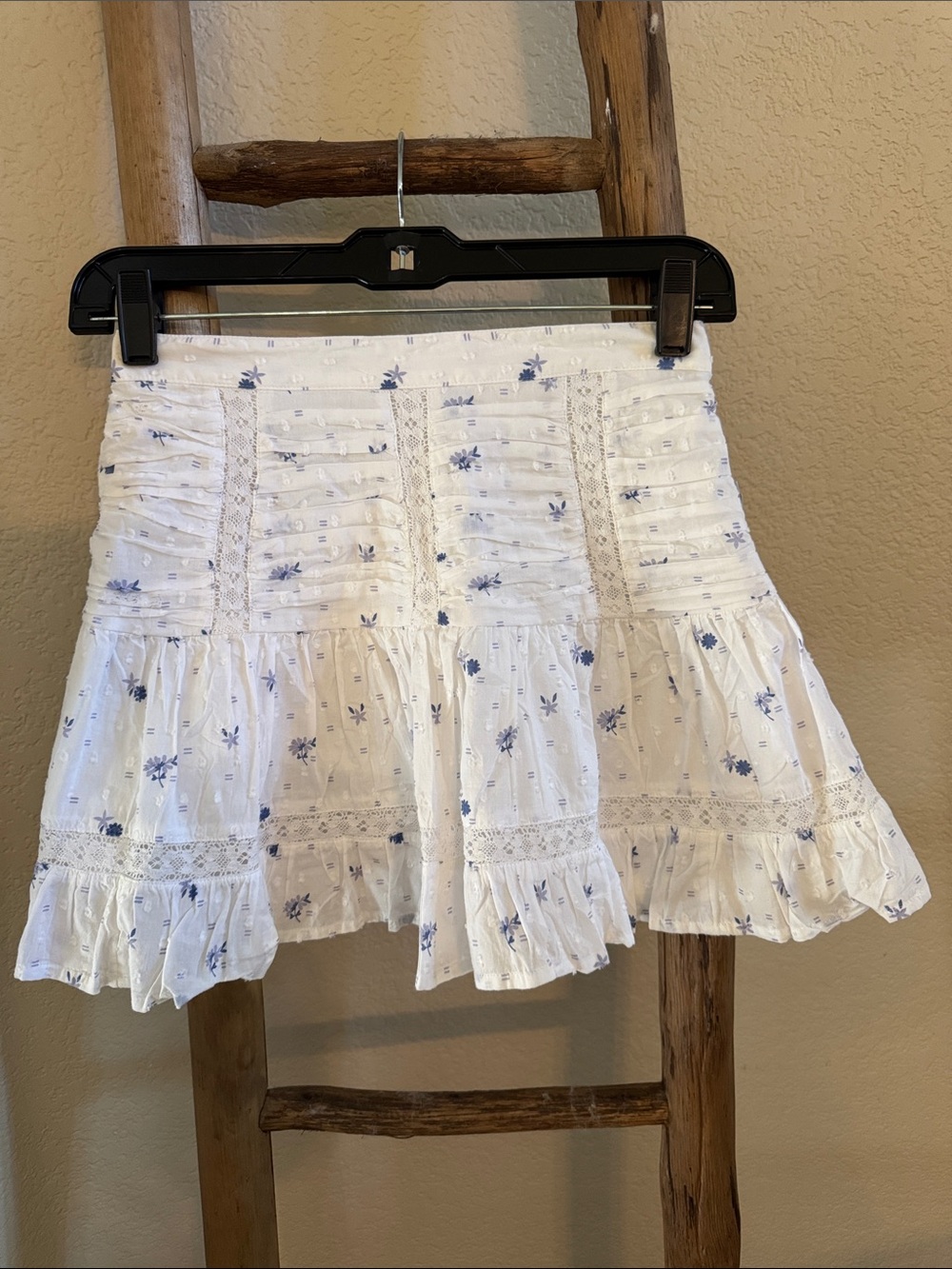 Nordstrom Abound White Mini Skirt with Blue Floral Print
